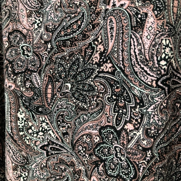 SO Paisley Pattern Mock Neck Long Sleeved Dress - Picture 5 of 5